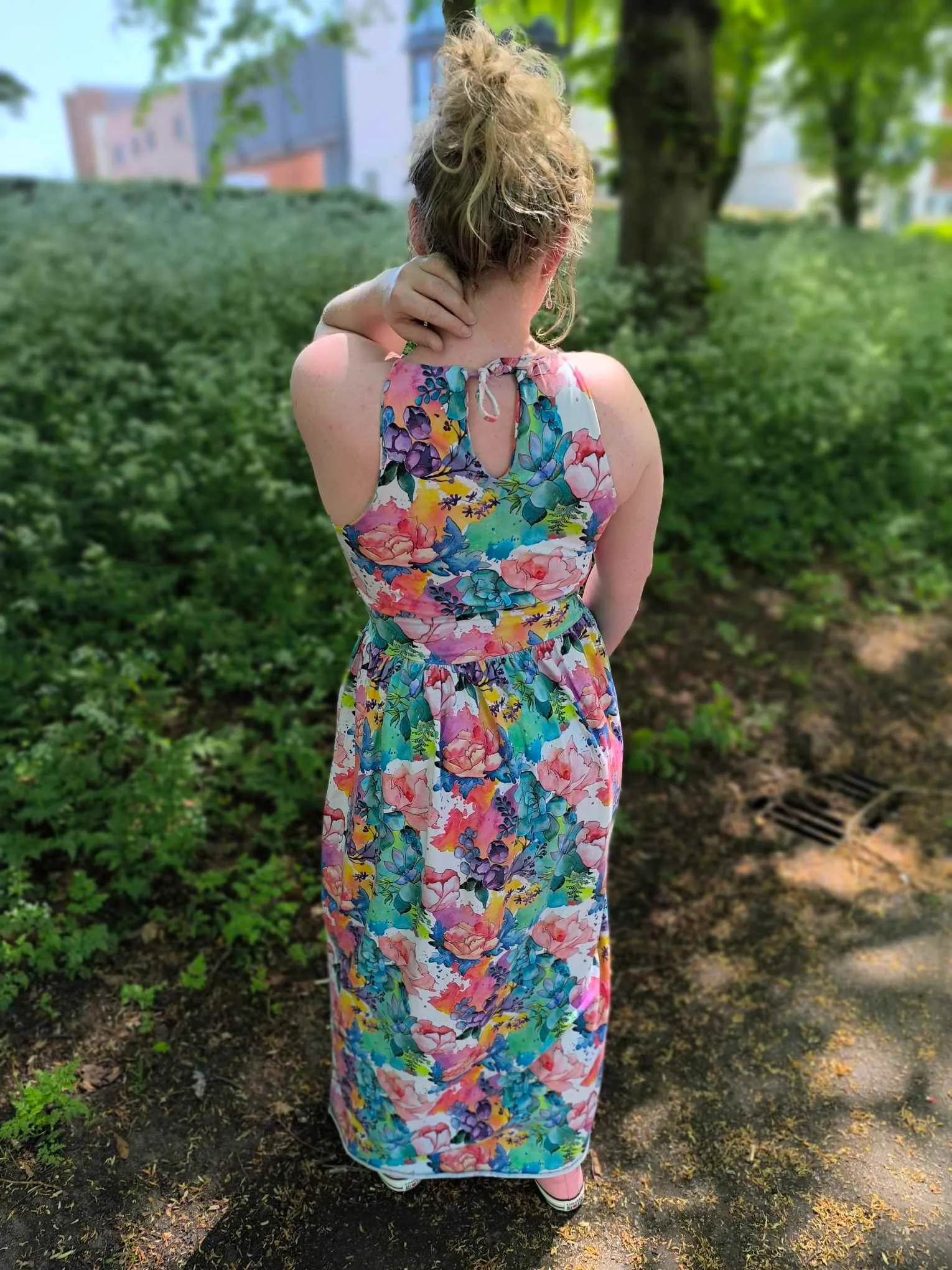 Watercolour Floral Blooms Jersey Fabric £16.50pm 10 Watercolour Floral Blooms Jersey Fabric £16.50pm - Image 7